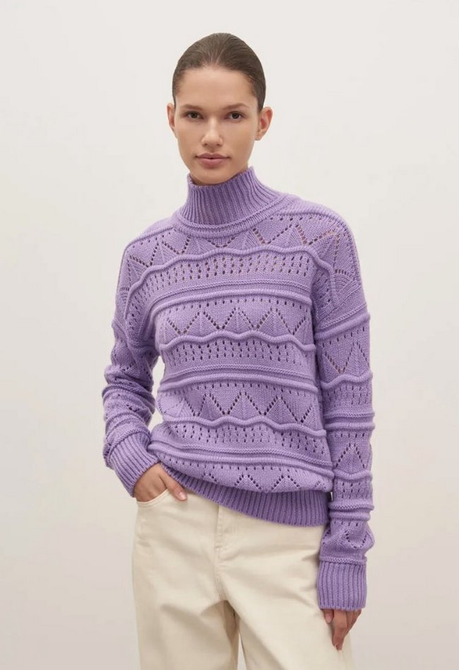 Вязаный свитер Finn Flare. Цвет: фиолетовый.  Сезон: Осень-зима