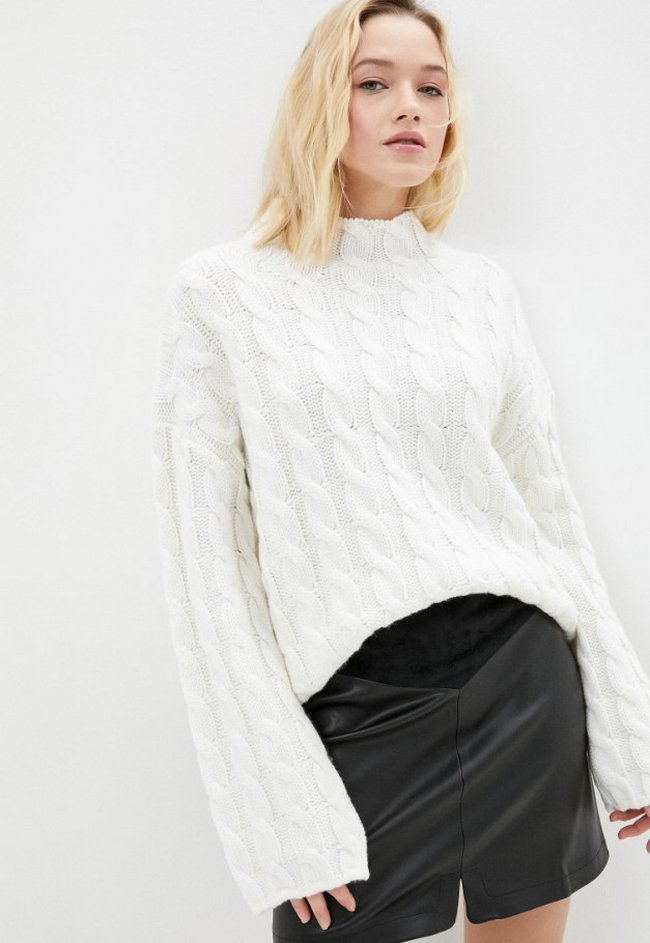 Вязаный свитер Wooly’s. Цвет: белый.  Сезон: Осень-зима
