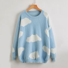 Плюшевый свитер с узором облака