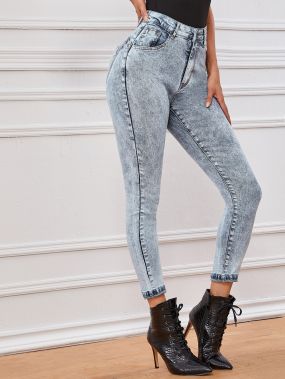 Облегающие джинсы с высокой талией