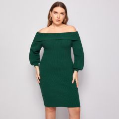 Платье-свитер размера плюс с открытыми плечами