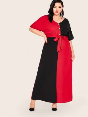 Двухцветное платье с пуговицами и поясом размера плюс