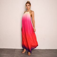 длинное платье-халтер с открытой спинкой
