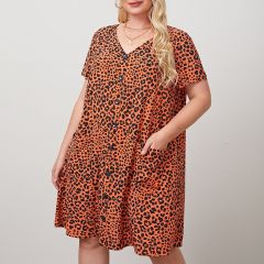 Платье размера плюс с леопардовым принтом и карманом