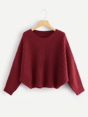 Однотонный вязаный свитер с асимметричным низом размера плюс