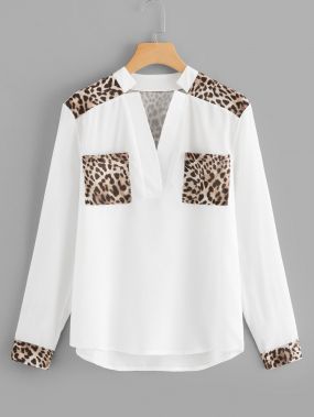 Леопардовая блузка с v-образным вырезом