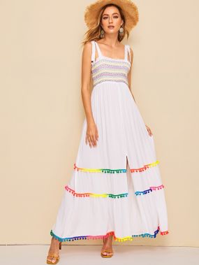 Платье с кулиской и разноцветной бахромой