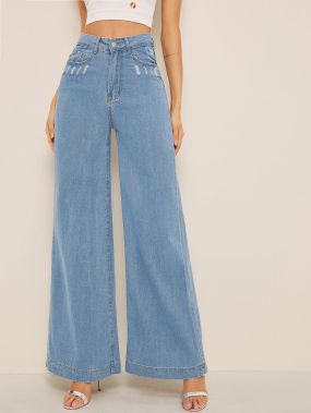 Рваные широкие джинсы