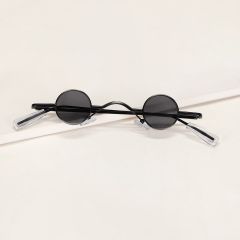 Солнечные очки с круглой рамкой