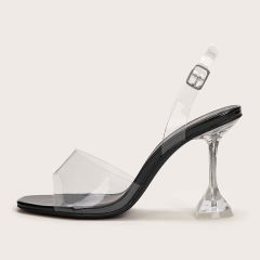 Прозрачные сандалии на каблуке