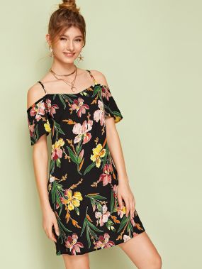 Платье с открытыми плечами и цветочным принтом