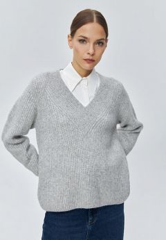 Пуловер Antiga