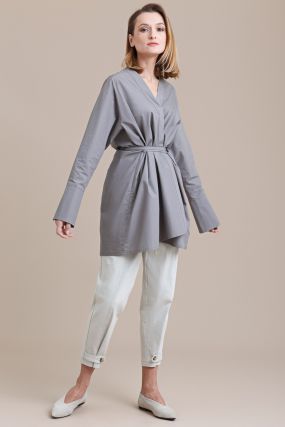 Блузка-кимоно Черешня из тёмно-серого хлопка с высоким манжетом (40-46)